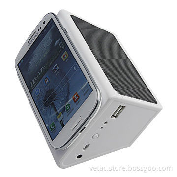 Induction Speaker Support Magically Amplified of Phone